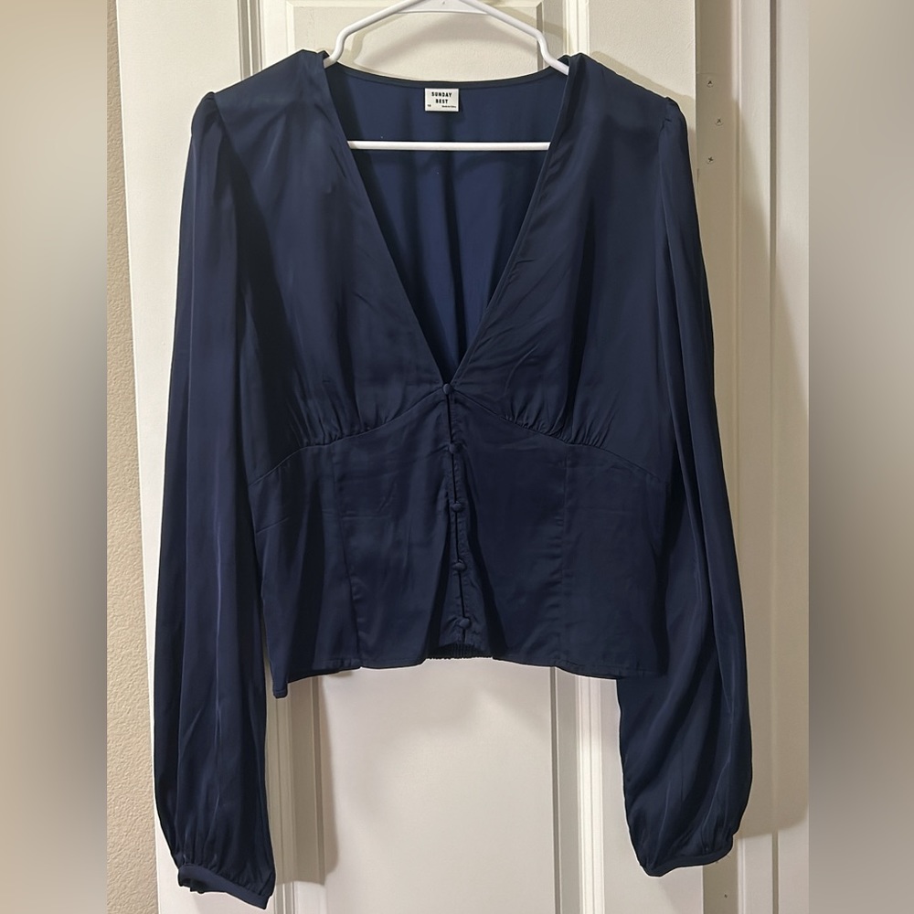 Aritzia Sunday best blouse